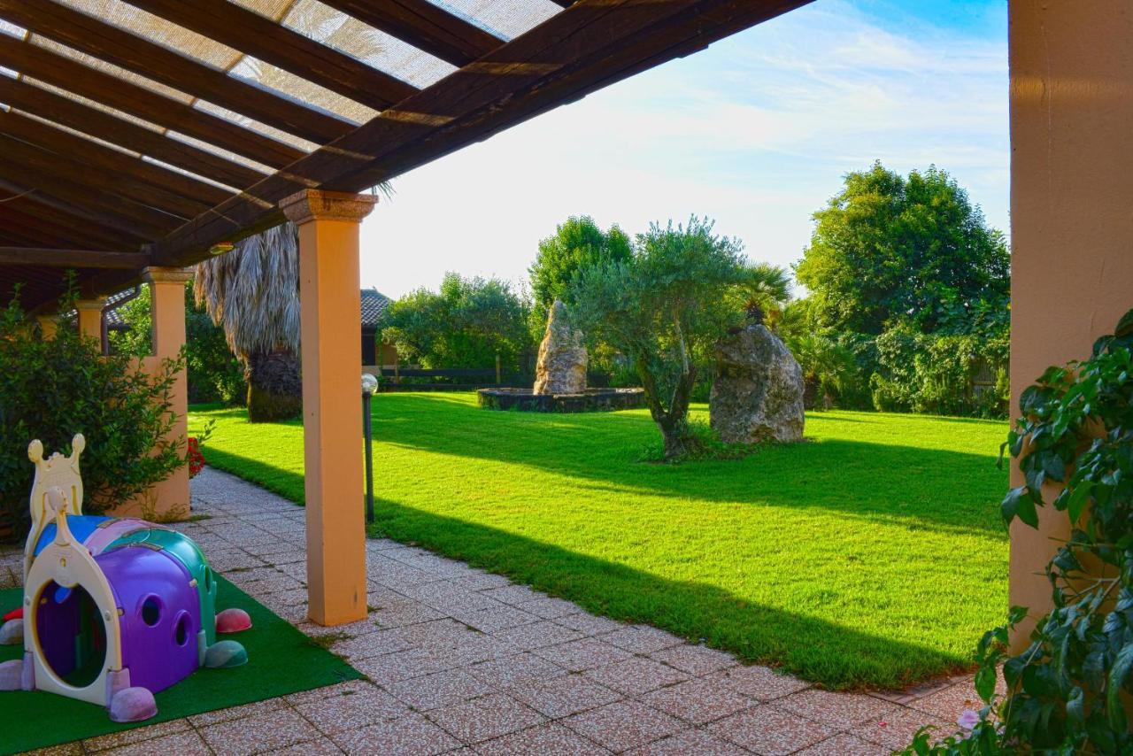 La Fontana Dei Desideri Aparthotel Alghero Bagian luar foto